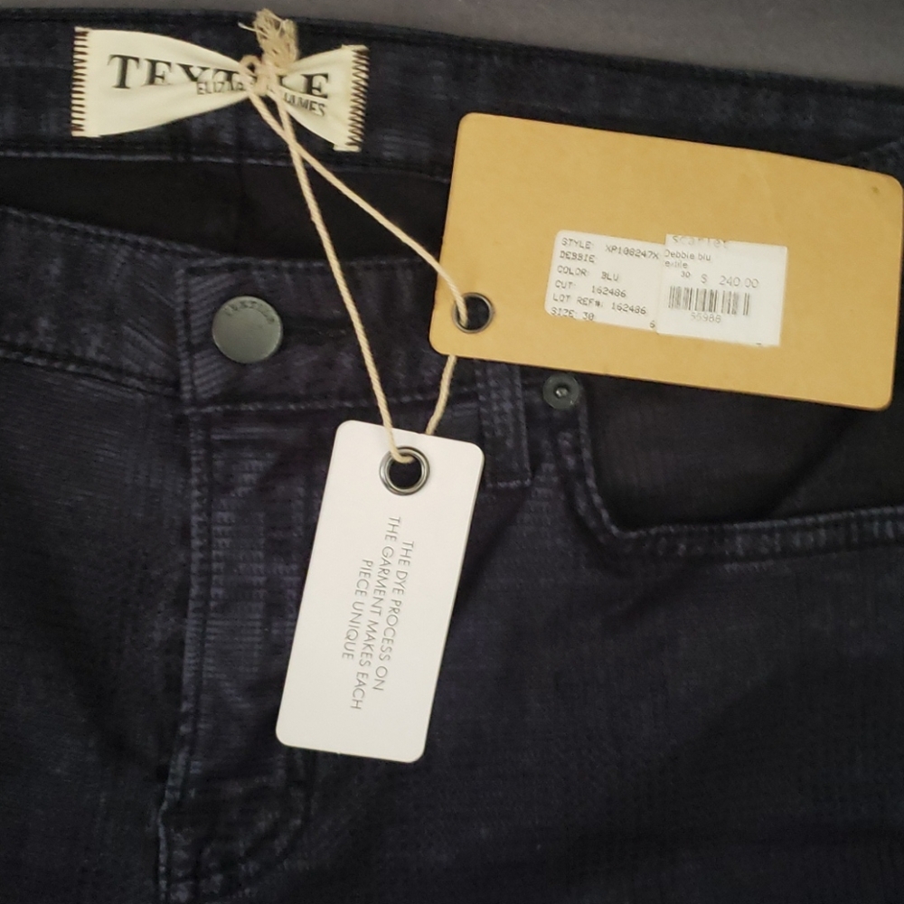 Jeans - Picture 2 of 2
